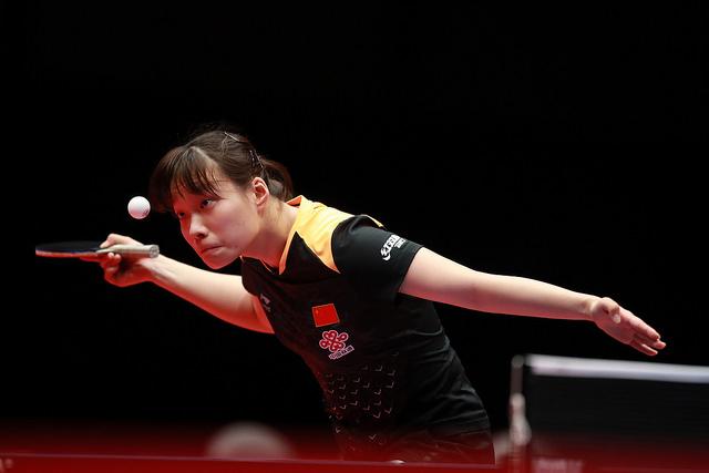 与替补后卫 与替补后卫